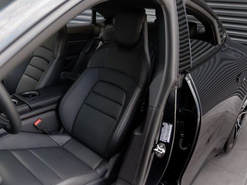 New 2025 Porsche Taycan image 5