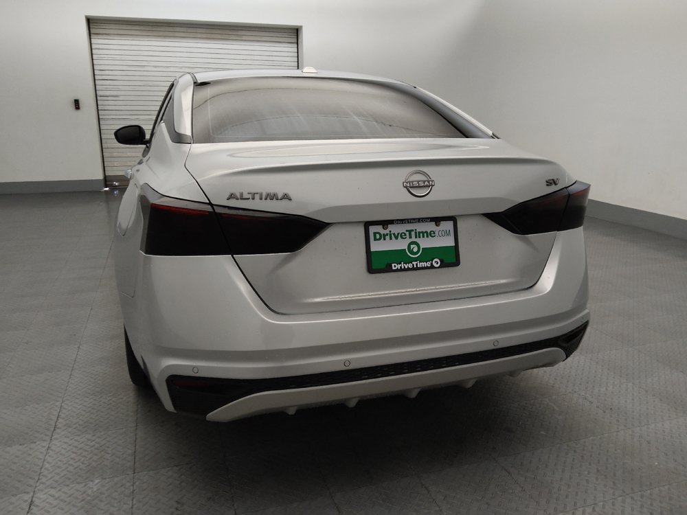 Used 2024 Nissan Altima 2.5 SV FWD image 6