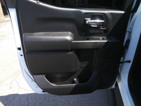 Used 2019 Chevrolet Silverado 1500 LT w/ All-Star Edition image 13