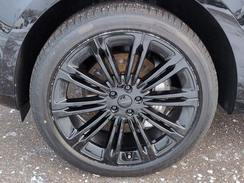 New 2026 Land Rover Range Rover SE image 13