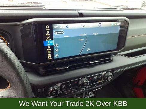 Used 2024 Jeep Gladiator Mojave image 22