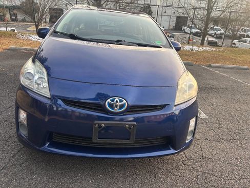 Used 2011 Toyota Prius Two image 2