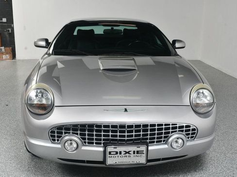 Used 2004 Ford Thunderbird RWD image 12