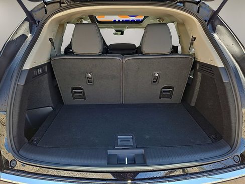 New 2026 Acura MDX FWD image 11