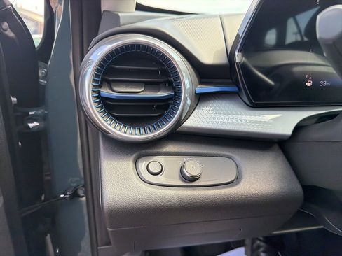 New 2026 Chevrolet Trax LT FWD image 23