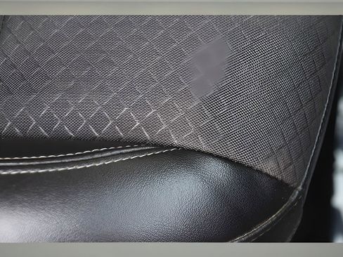 Used 2020 Buick Encore Preferred w/ Safety Package image 28