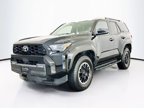Used 2025 Toyota 4Runner TRD Off-Road image 3