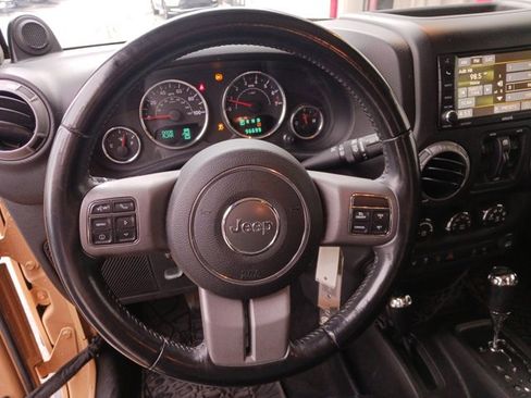 Used 2013 Jeep Wrangler Moab image 15