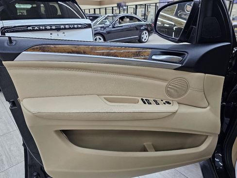 Used 2013 BMW X5 xDrive50i AWD/4WD image 38