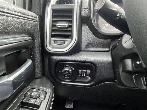 New 2026 RAM 2500 Laramie AWD/4WD image 39