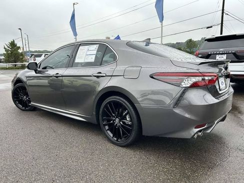 Used 2023 Toyota Camry XSE FWD image 5