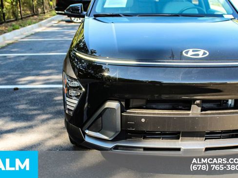 Used 2024 Hyundai Kona Limited AWD/4WD image 12