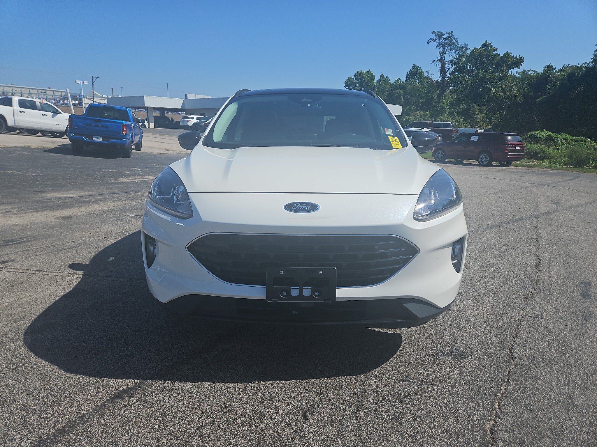 Used 2022 Ford Escape SEL w/ SEL Stealth AWD Package image 2