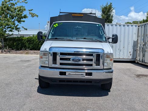 Used 2017 Ford E-350 and Econoline 350 Super Duty w/ Power Windows & Locks Group RWD image 8