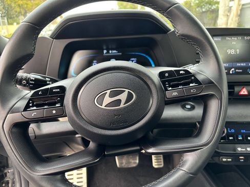 Used 2026 Hyundai Elantra Sport FWD image 27
