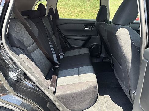 Certified 2024 Nissan Rogue SV AWD/4WD image 20
