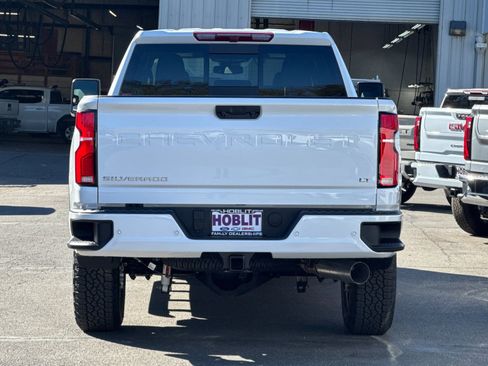 New 2026 Chevrolet Silverado 2500 LT w/ Z71 Chrome Sport Edition AWD/4WD image 4