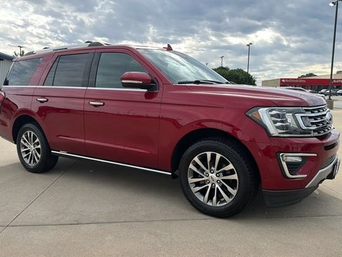 Used 2018 Ford Expedition Limited w/ Equipment Group 301A AWD/4WD image 31