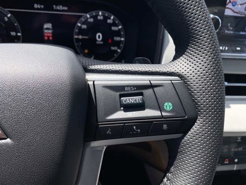 New 2025 Mitsubishi Outlander 4WD Plug-In Hybrid image 17