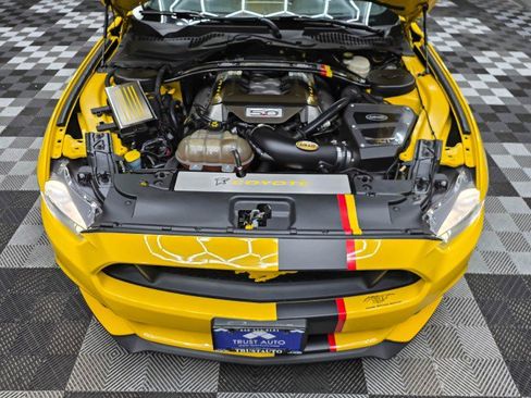 Used 2015 Ford Mustang GT Premium w/ Equipment Group 401A RWD image 33
