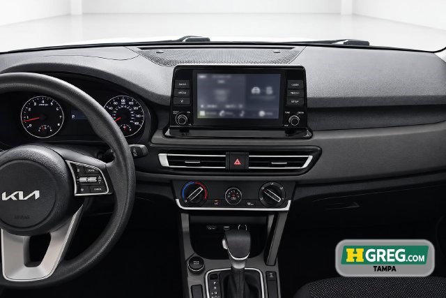 Used 2023 Kia Seltos LX AWD/4WD image 14