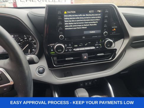 Used 2020 Toyota Highlander Limited image 17