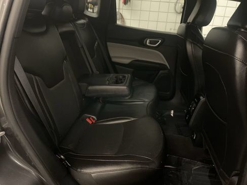 Used 2023 Jeep Compass Limited w/ Elite Group AWD/4WD image 20