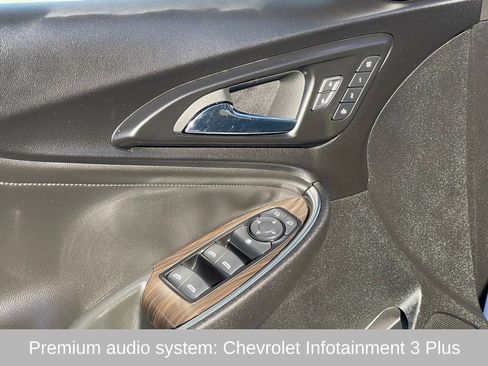 Used 2024 Chevrolet Malibu LT FWD image 11