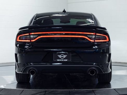 Used 2023 Dodge Charger R/T w/ Blacktop Package RWD image 7
