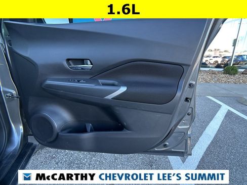 Used 2021 Nissan Kicks SV image 39