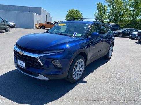 Used 2023 Chevrolet Blazer LT w/ Convenience Package AWD/4WD image 1