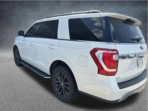 Used 2021 Ford Expedition XLT RWD image 8