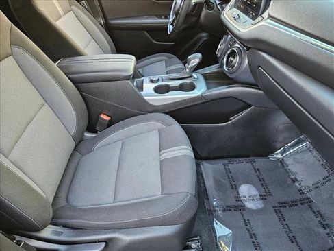 Used 2025 Chevrolet Blazer LT image 19