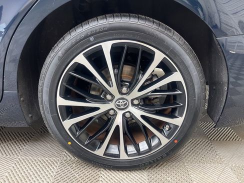 Used 2019 Toyota Camry SE FWD image 30