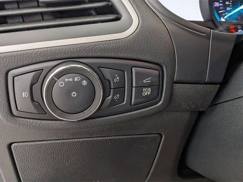 Certified 2022 Ford Edge SEL w/ Convenience Package image 22