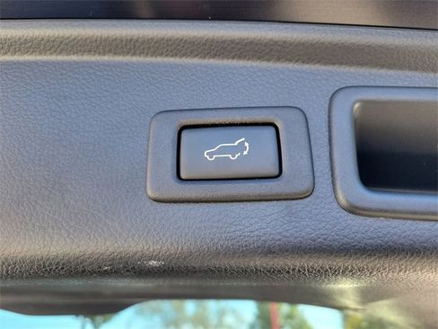 Used 2018 Subaru Forester 2.0XT Touring image 10