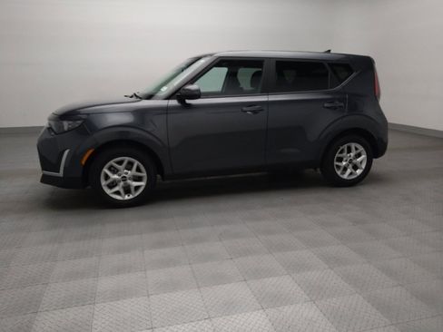 Used 2025 Kia Soul S image 2