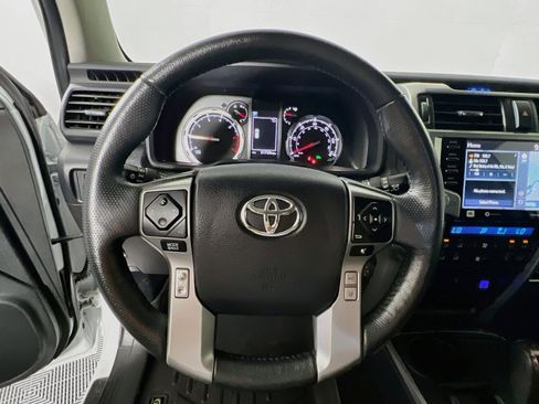 Used 2024 Toyota 4Runner Limited RWD image 17