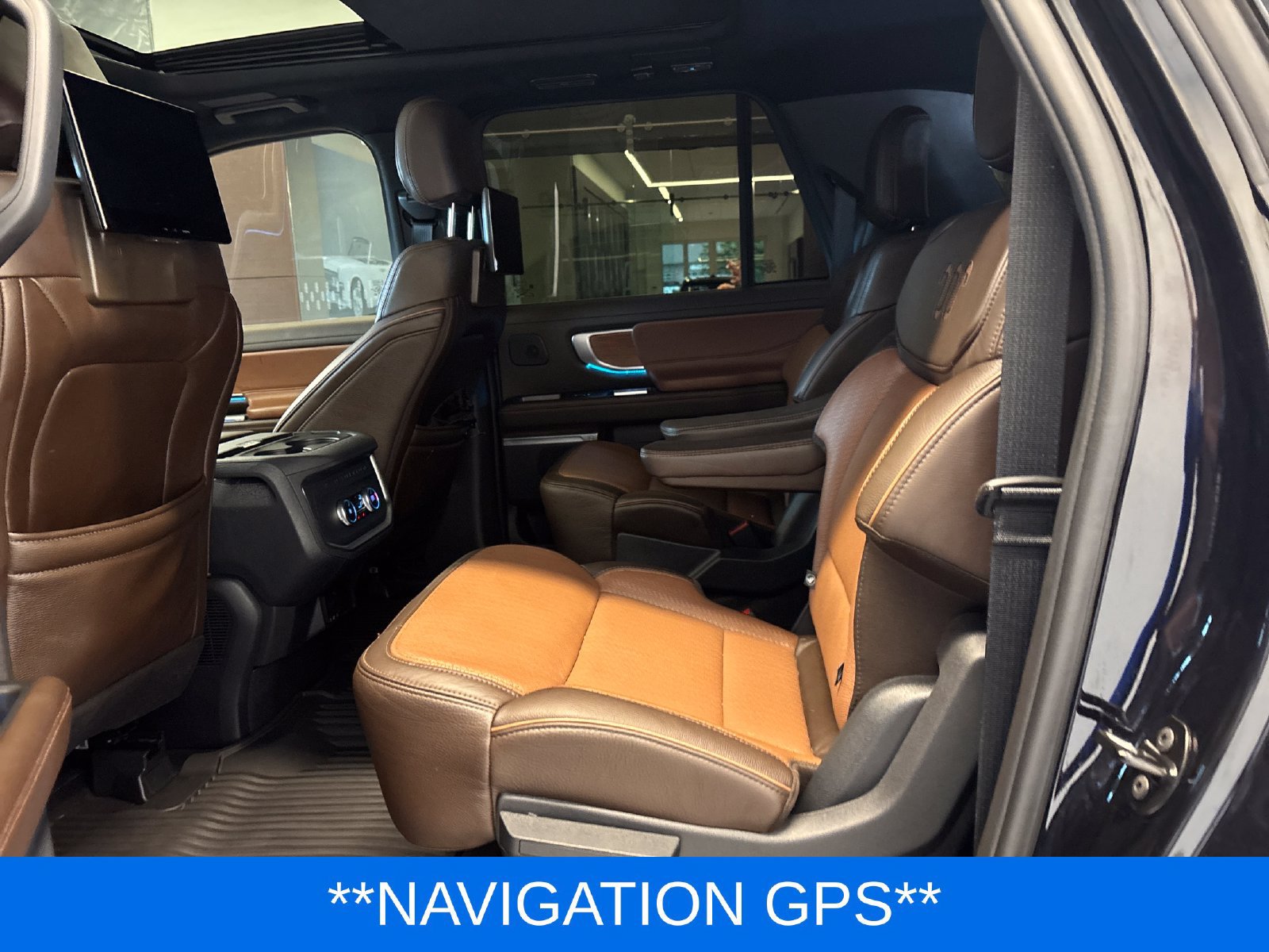 Used 2026 Ford Expedition Max King Ranch AWD/4WD image 12