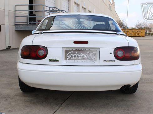 Used 1990 MAZDA MX-5 Miata image 31