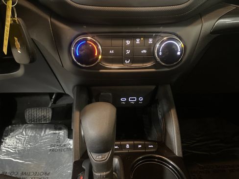 Used 2023 Chevrolet TrailBlazer LS image 22