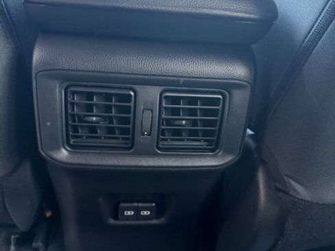 Used 2025 Toyota RAV4 XLE image 17