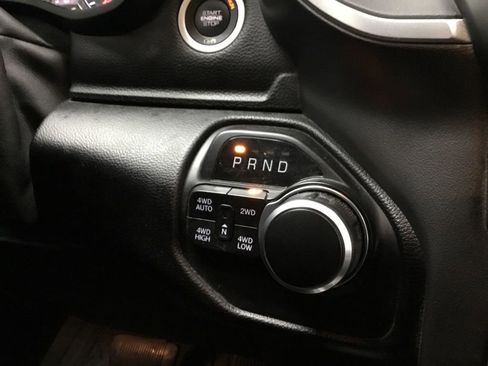 Used 2020 RAM 1500 Big Horn AWD/4WD image 33