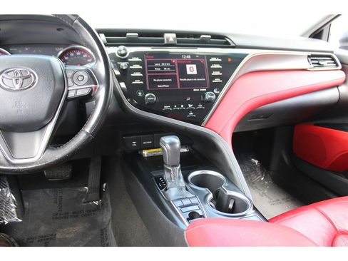 Used 2019 Toyota Camry XSE FWD image 19