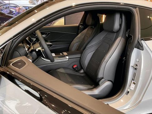 New 2026 Mercedes-Benz CLE 53 AMG 4MATIC Coupe image 8