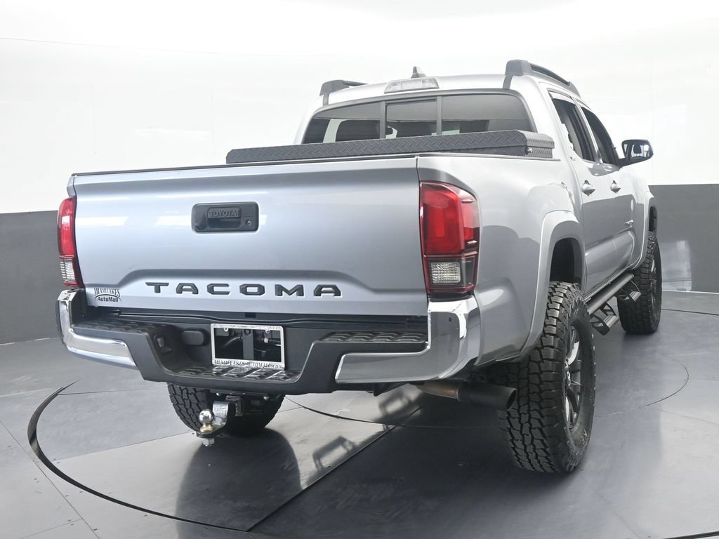Used 2021 Toyota Tacoma SR5 w/ SR5 Appearance Package (SM) RWD image 5