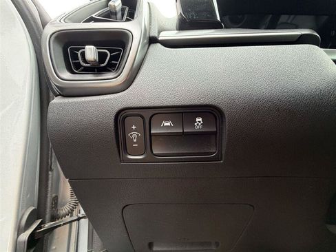Used 2021 Kia Sorento S w/ Panoramic Sunroof Package AWD/4WD image 15