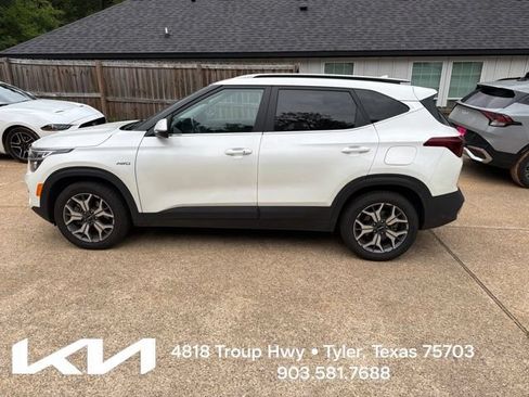Used 2022 Kia Seltos EX AWD/4WD image 7
