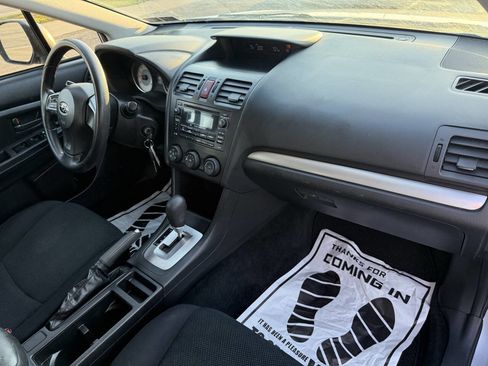 Used 2013 Subaru Impreza 2.0i image 12