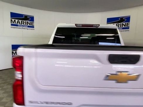 Used 2022 Chevrolet Silverado 1500 LTZ image 9